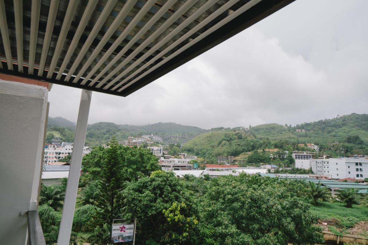 Noble House Patong Hotel Exterior photo