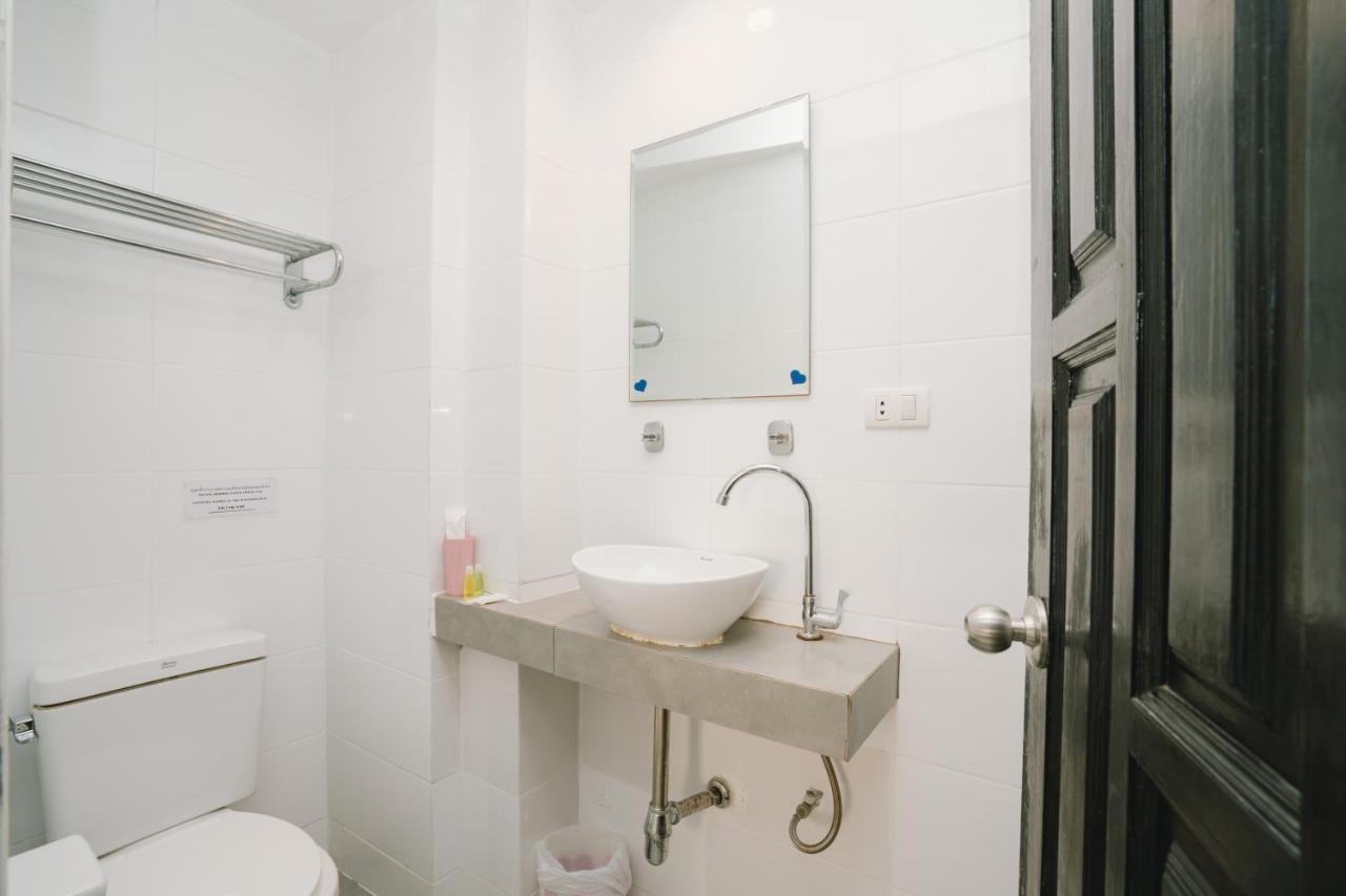 Noble House Patong Hotel Exterior photo