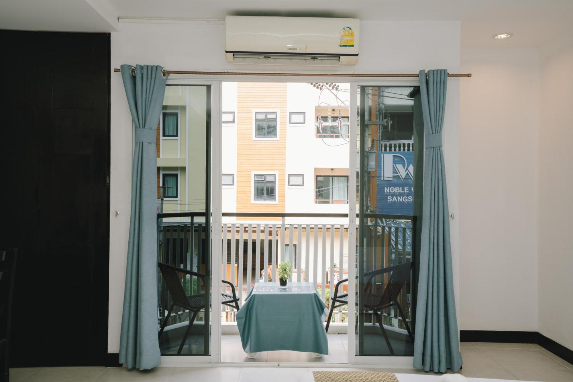 Noble House Patong Hotel Exterior photo